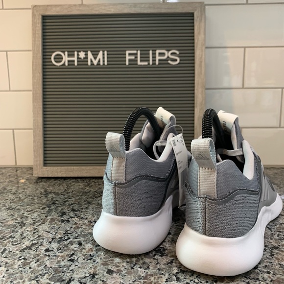 Adidas Edgebounce Women’s Running Shoes NEW - Picture 2 of 6